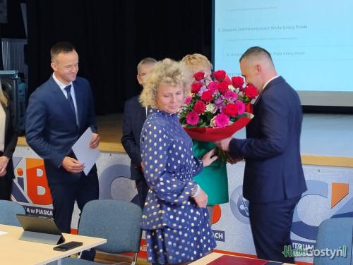 d4139560-3b7d-4e51-a7d4-19b55b266c54