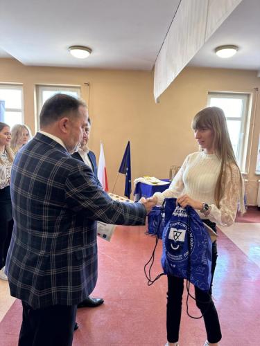 431477433 861807382416431 2120417047137455497 n