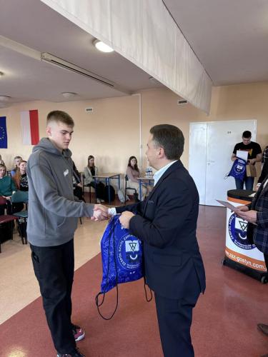 431514657 861807619083074 7858321964292672556 n