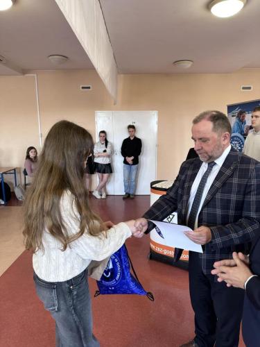 431536724 861807739083062 1746594450937810187 n